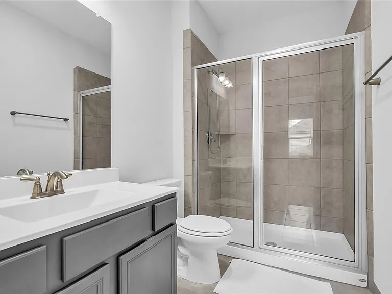 2115 Jitterbug Ln — Photo 19