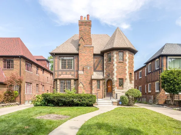 16886 La Salle Ave, Detroit, MI 48221