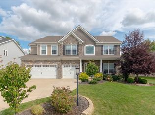 4796 Stag Thicket Ln, Brunswick, OH 44212