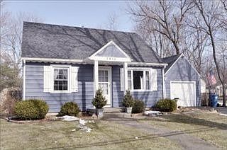 1st image of 1032 Parker Ave
