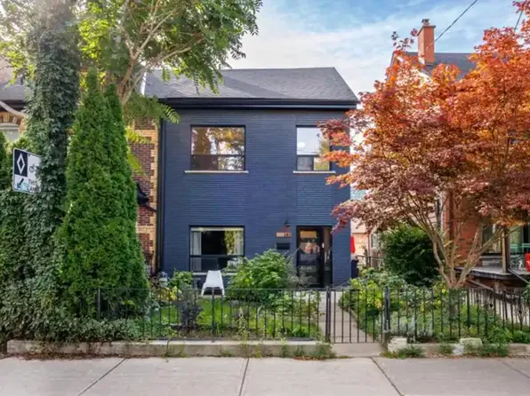 181 Argyle St #1A, Toronto, ON M6J 1P5