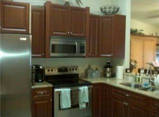 11284 SW 11th St, Pembroke Pines, FL 33025