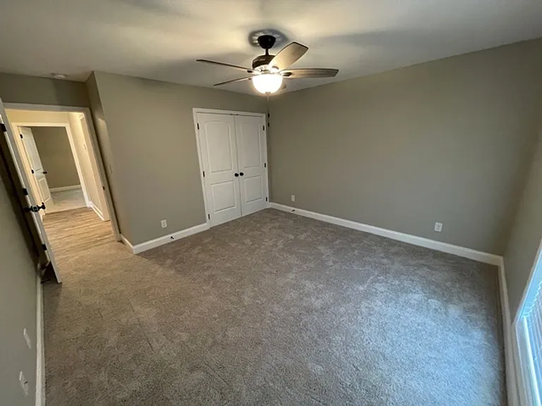 226 Horton Ln — Photo 3