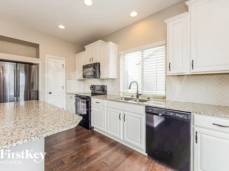 6721 Shadow Star Dr — Photo 6