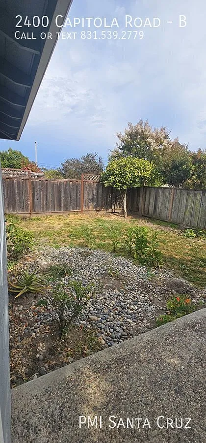 Amazing Jem in Capitola with Large Yard and parking for 2 — Photo 3