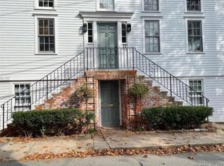 77 Water St, Stonington, CT 06378