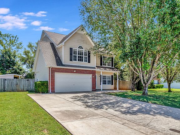 2nd image of 1941 Stoney Meadow Dr