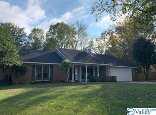 210 S Elton Cir, Meridianville, AL 35759