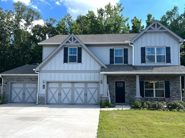 769 Spring Ct, Jefferson, GA 30549