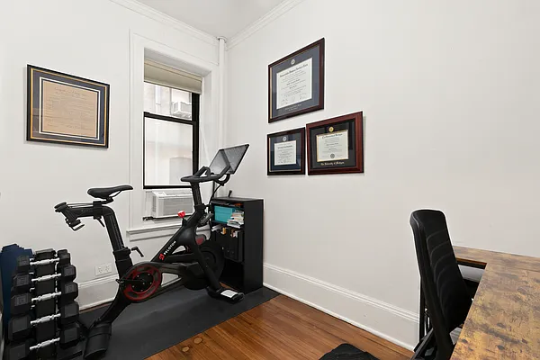 Bedroom 2, photo 1