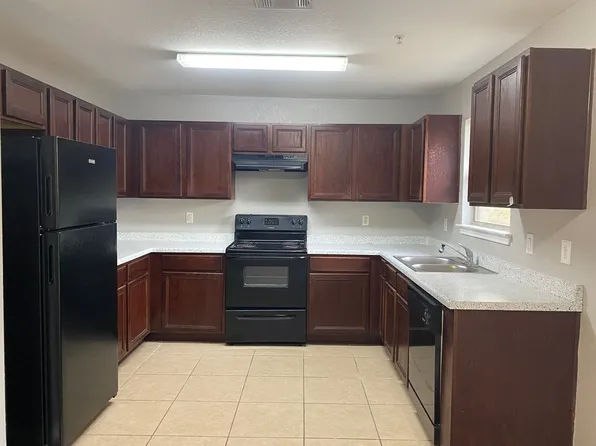 14815 Judson Rd APT 303, San Antonio, TX 78233