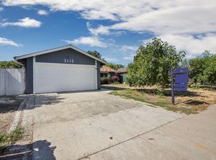 2112 Westmora Ave, Stockton, CA 95210