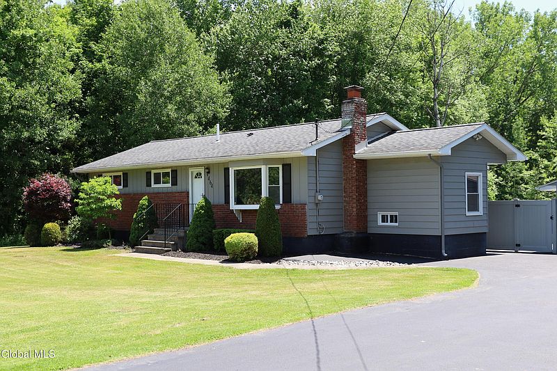 3rd image of 464 Grooms Road