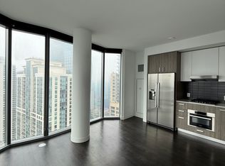 450 E Benton Pl #1505, Chicago, IL 60601