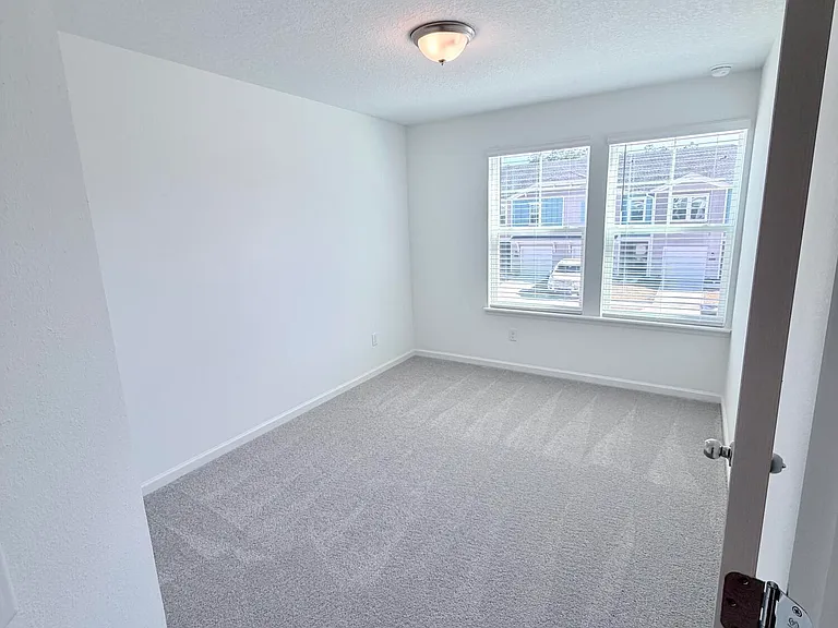 2113 Windward Cay Ln — Photo 18