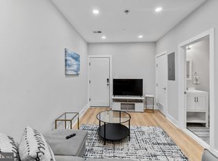 820 18th St NE #102, Washington, DC 20017