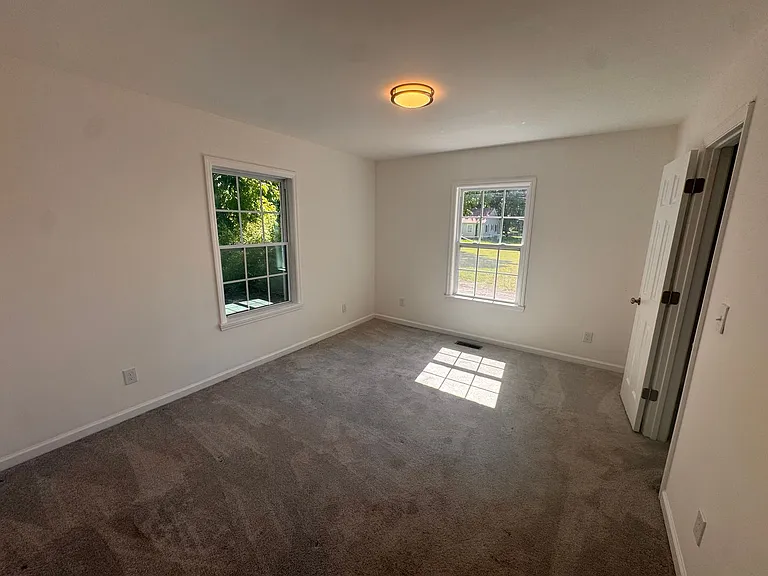 208 Meadow St #B — Photo 9