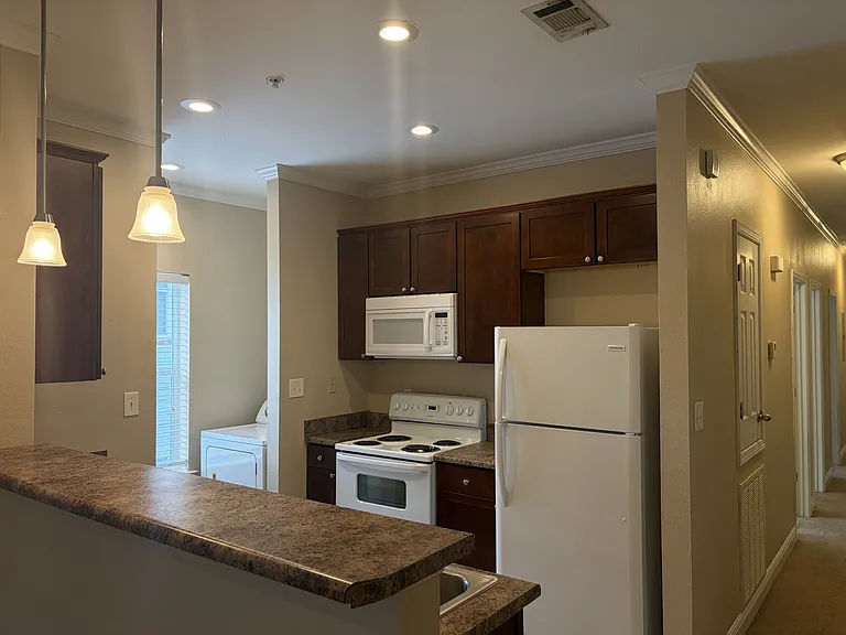 12040 Highland Ave #C — Photo 15