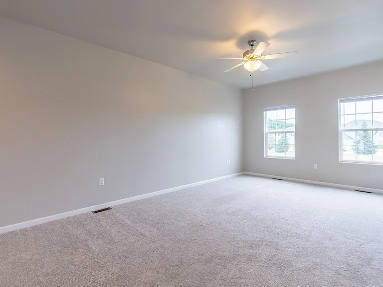 6909 Daniel Defoe Dr — Photo 13