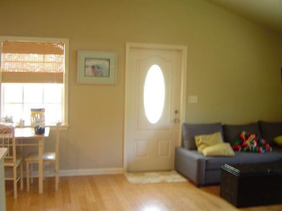 3rd image of 31221 Avenue #F