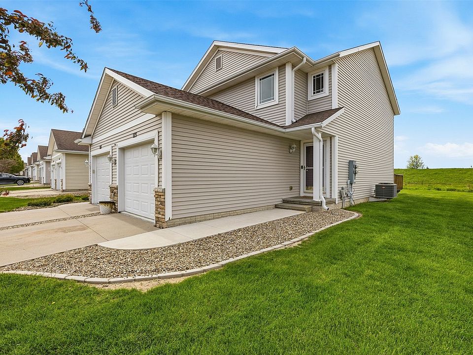 1st image of 575 Bent Creek Dr