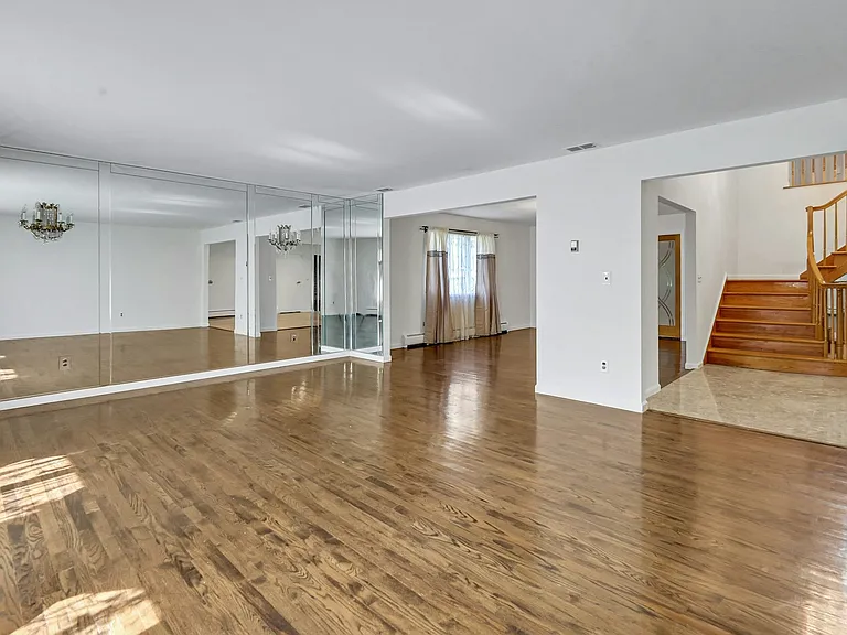 268 Center St — Photo 5