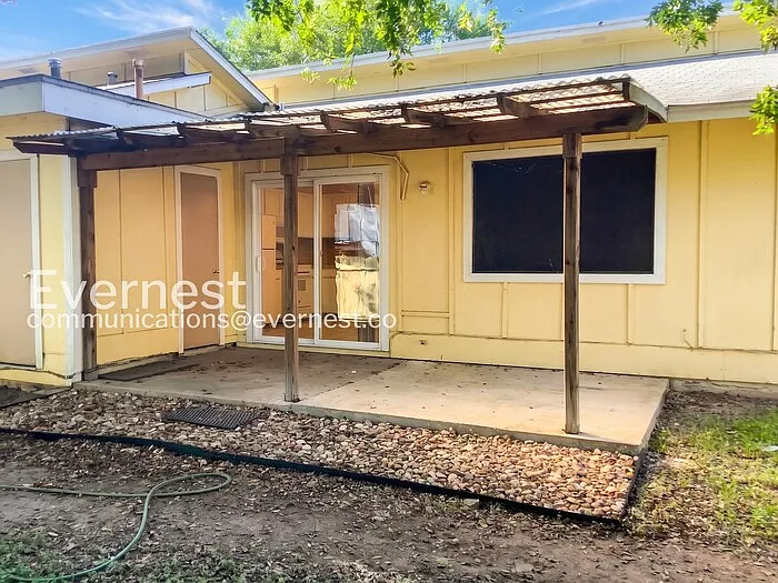204 W William Cannon Dr #B — Photo 13