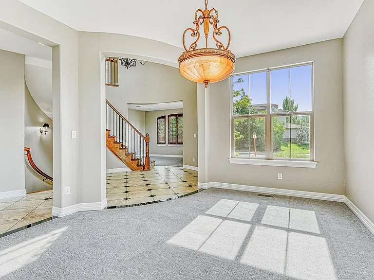 9611 Sunset Hill Dr — Photo 7