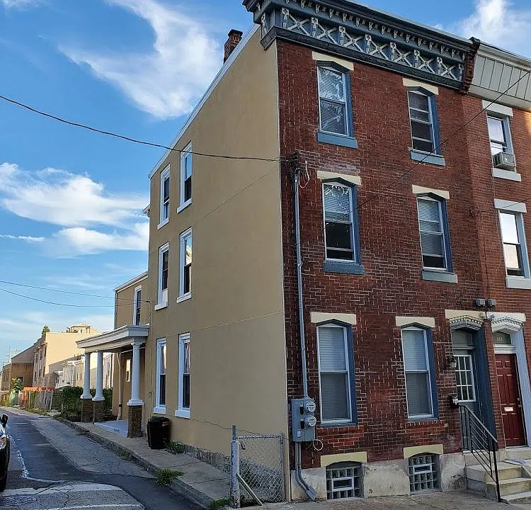 153 Dupont St #2