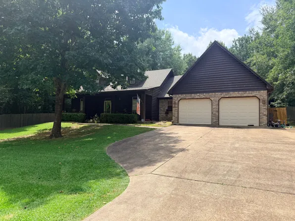 808 Red Oak Trl, Atlanta, TX 75551
