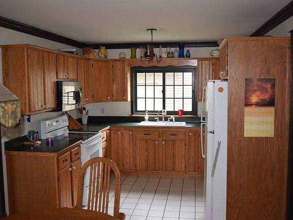 3rd image of 4105 Daybrook Dr