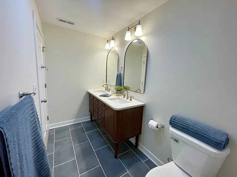 2442 Carrollton Ave #B — Photo 15