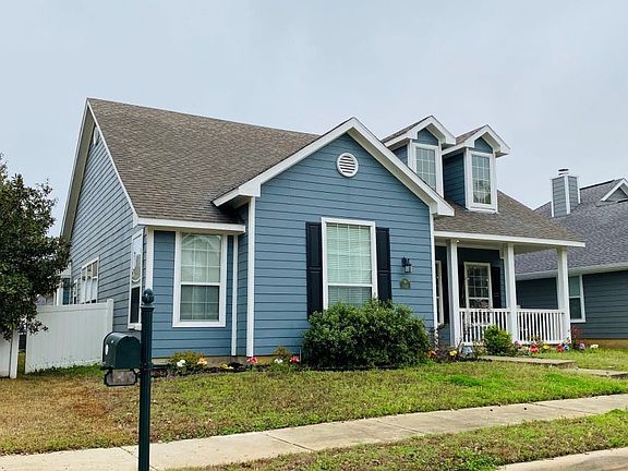 3rd image of 1628 Angel Ln