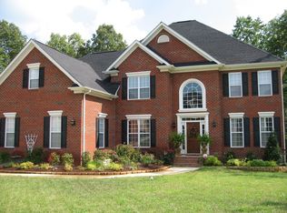 1332 Dobson Dr, Waxhaw, NC 28173