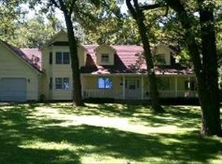 4707 Edgewood Rd, Crystal Lake, IL 60012