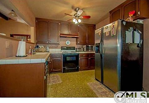 5th image of 1947 Altamont Way