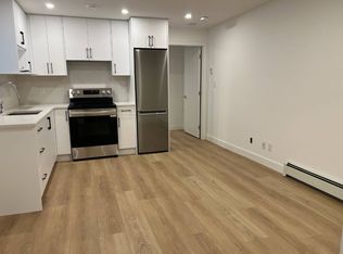 3135 E 4th Ave #0, Vancouver, BC V5M1L6