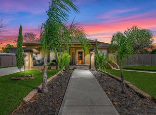 1808 Bayless St, Baytown, TX 77520