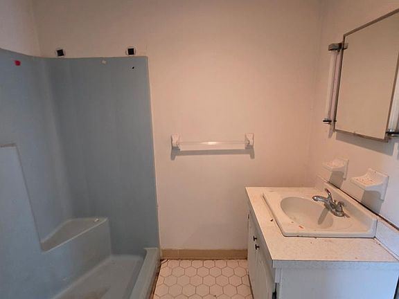 5th image of 309 Virginia Ave