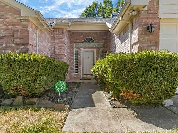 4th image of 926 Wintercrest Ct