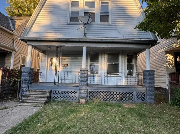 7529 Spafford Rd, Cleveland, OH 44105