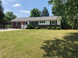 4320 Walking Dr, Knoxville, TN 37912