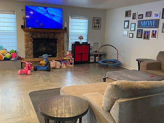 4th image of 6037 Amber Valley Ln