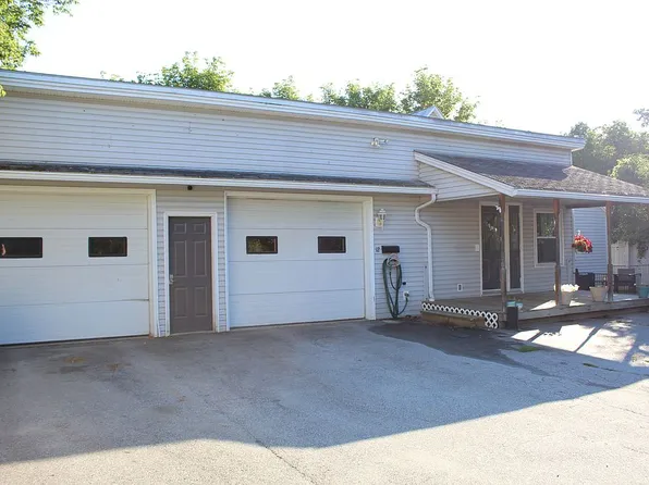 12 Scampini Sq, Barre, VT 05641
