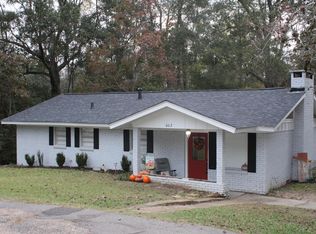 602 9th St, Purvis, MS 39475