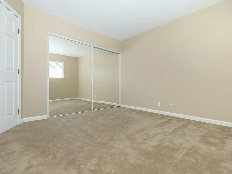 4401 Central Ave — Photo 79