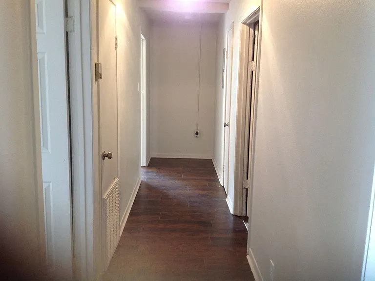 206 Hub Ave — Photo 13