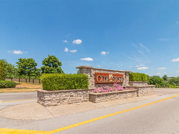 1321 Drakes Ridge Ln, Bowling Green, KY 42103