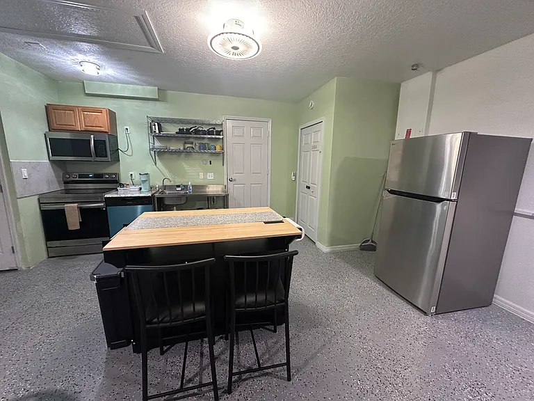 3131 Spikey Way #B — Photo 23