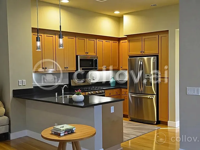 3760 Klamath Ln — Photo 2